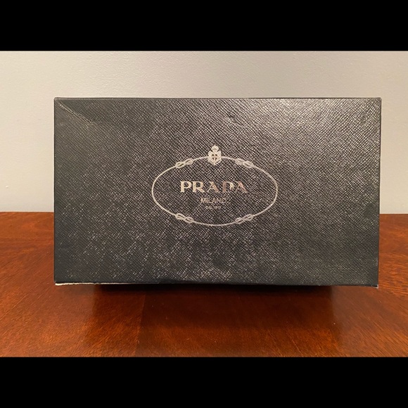 Black Prada heels, size 8.5 - Picture 5 of 7